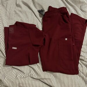 FIGS Women’s Catarina and Yola Scrub Set - Burgundy size XXS / XXSP